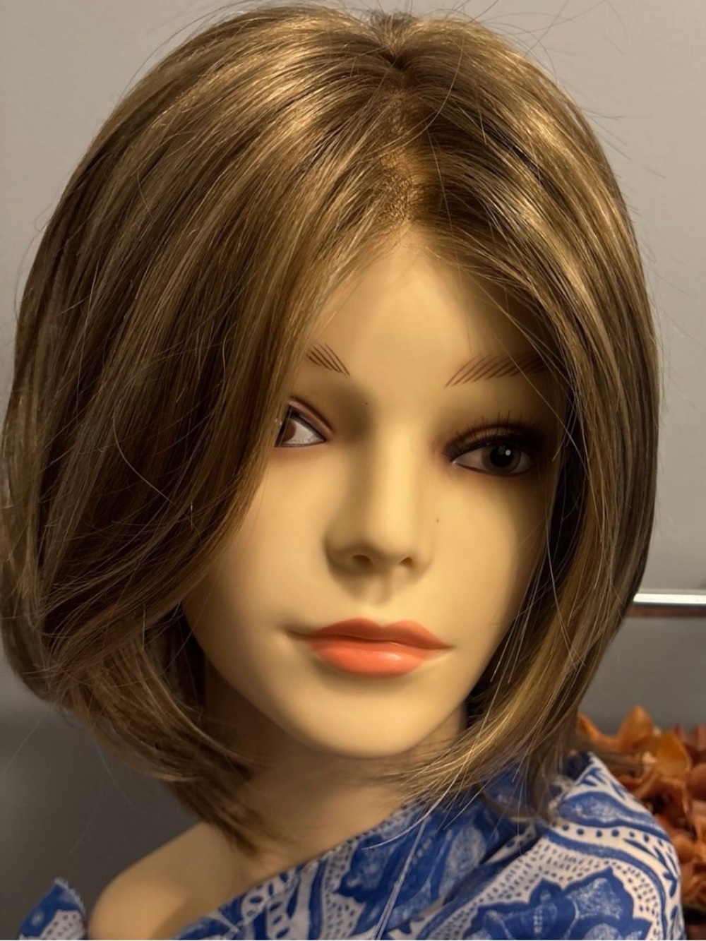 Raquel Welch Wig Play It Straight R12/26H Honey Pecan